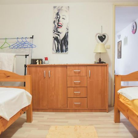 Apartments Vendi شيبينيك المظهر الخارجي الصورة