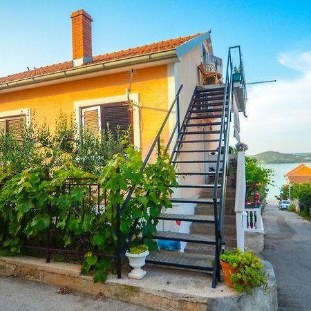 Apartments Vendi شيبينيك المظهر الخارجي الصورة