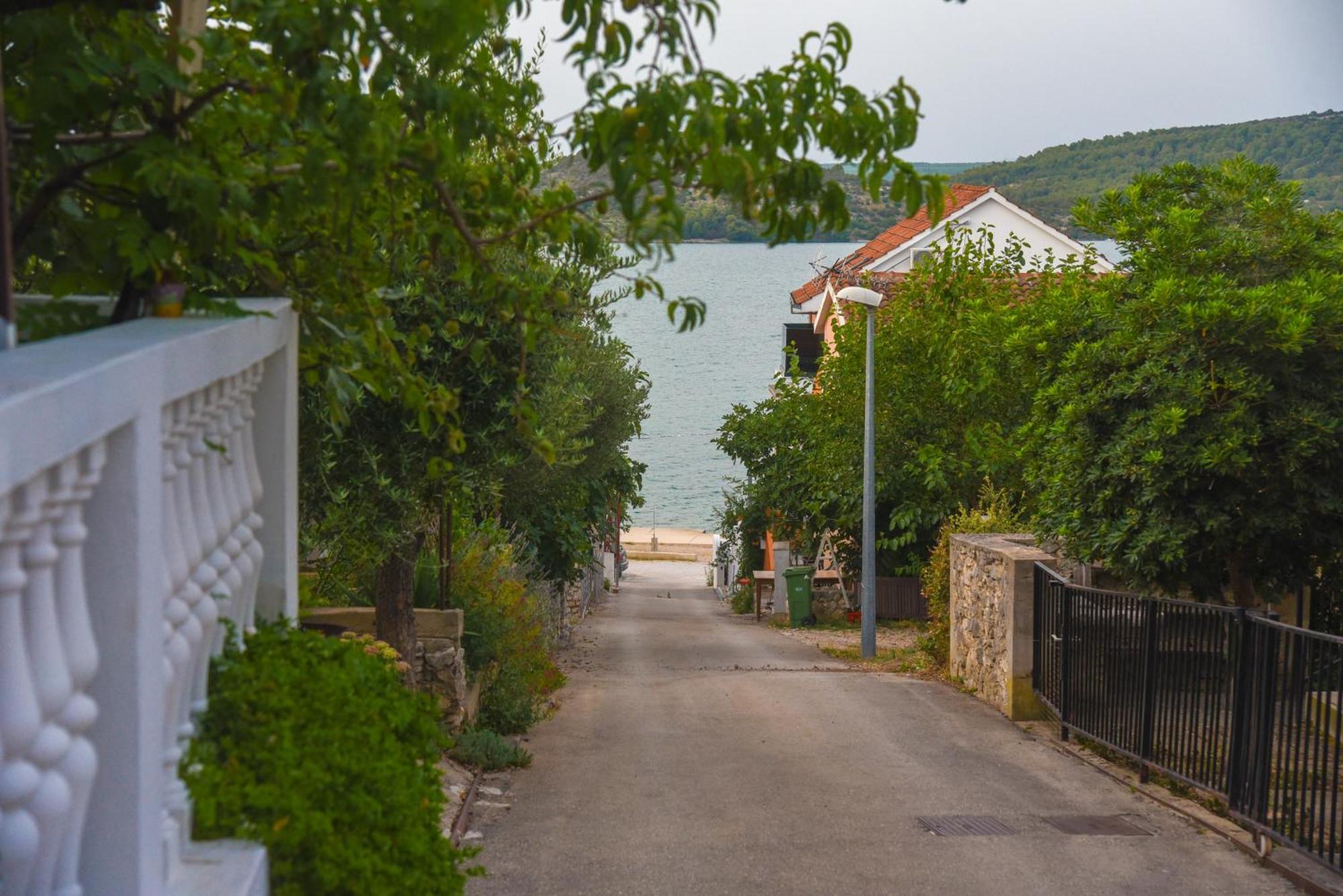 Apartments Vendi شيبينيك المظهر الخارجي الصورة