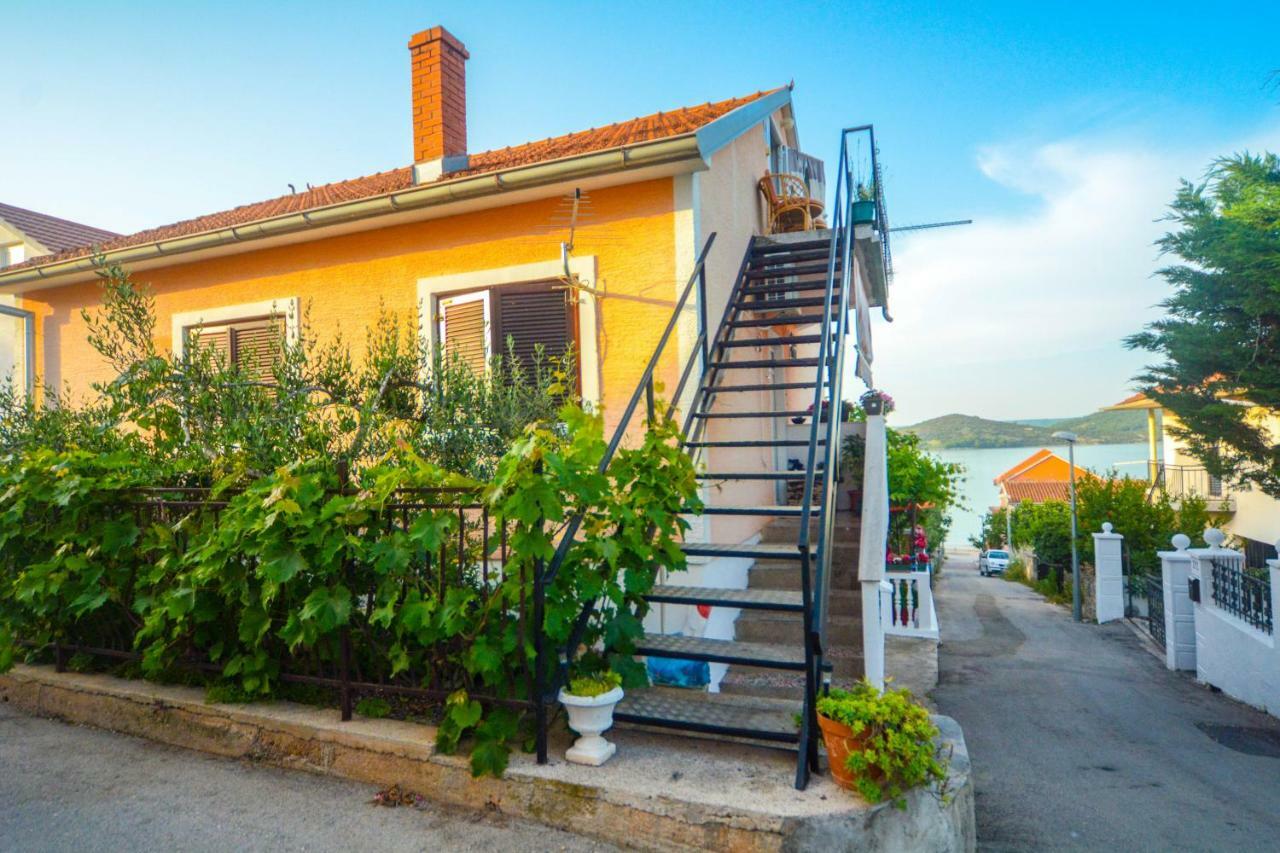 Apartments Vendi شيبينيك المظهر الخارجي الصورة