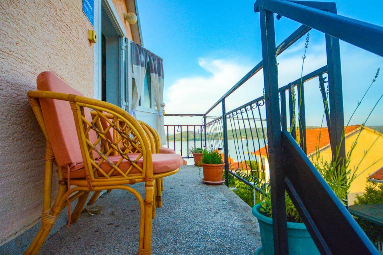 Apartments Vendi شيبينيك المظهر الخارجي الصورة