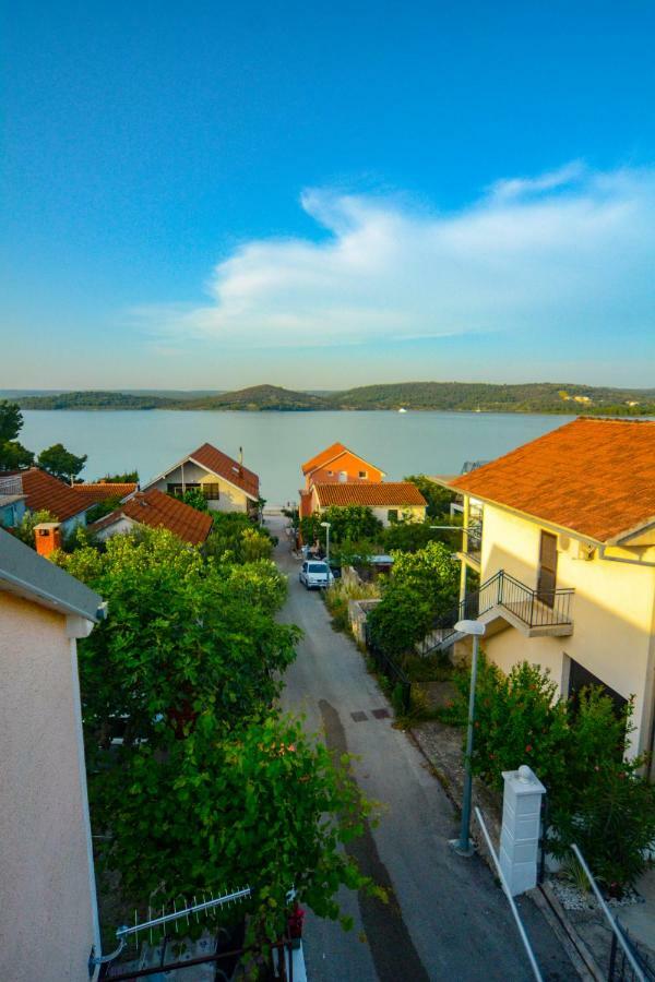 Apartments Vendi شيبينيك المظهر الخارجي الصورة